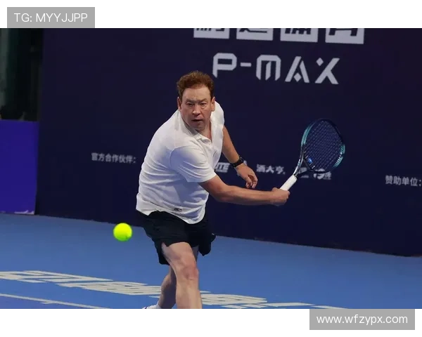 2025年网球赛季精彩回顾 新星崛起与传奇对决引爆全球赛场